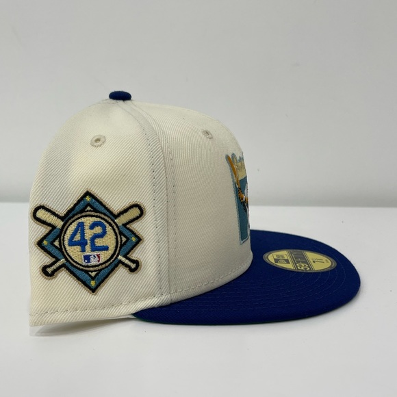 New Era Brooklyn Dodgers 42 Jackie Robinson Commemorative Fitted Cap Hat 7 3/8 - Picture 2 of 4